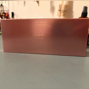 PATRICK TA 
Major Dimension II Rose Eyeshadow Palette